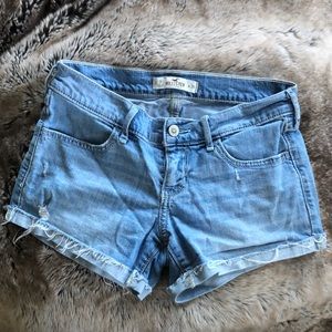 Hollister Jean shorts